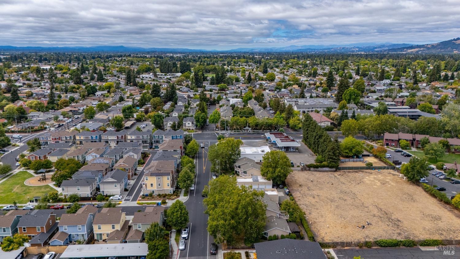 8270 Lancaster Drive Cotati CA 94931