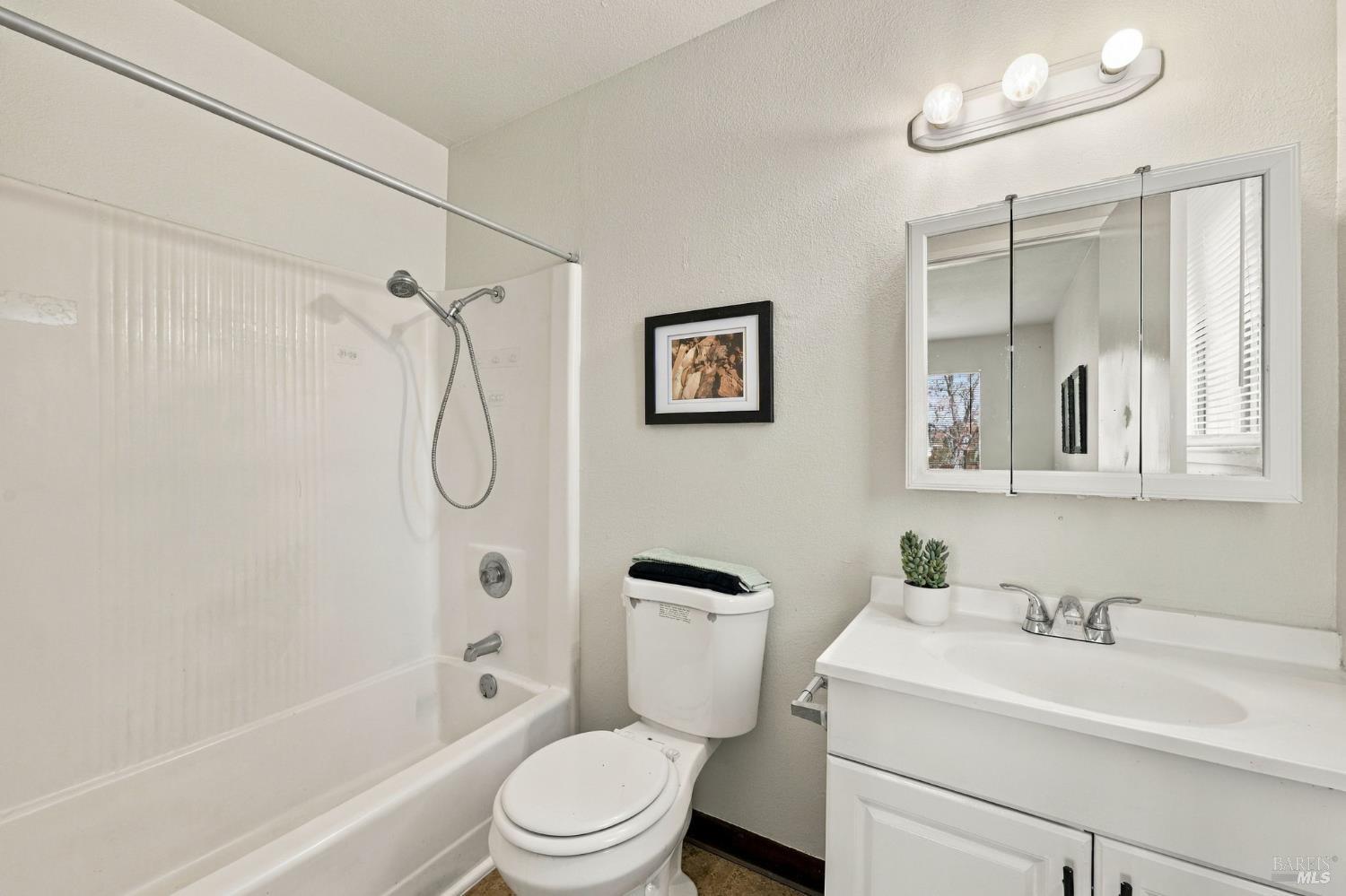 332 Louisiana Street Vallejo CA 94590