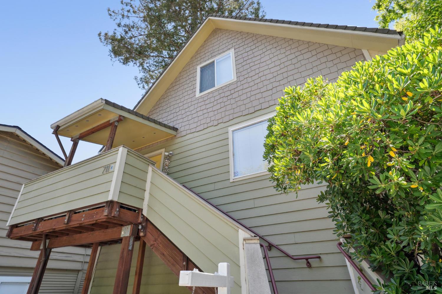 711 San Anselmo Avenue San Anselmo CA 94960
