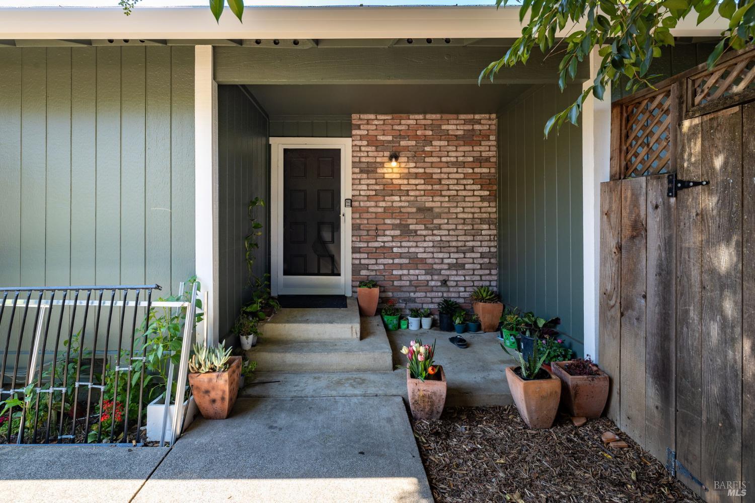 18847 Park Tree Lane El Verano CA 95476