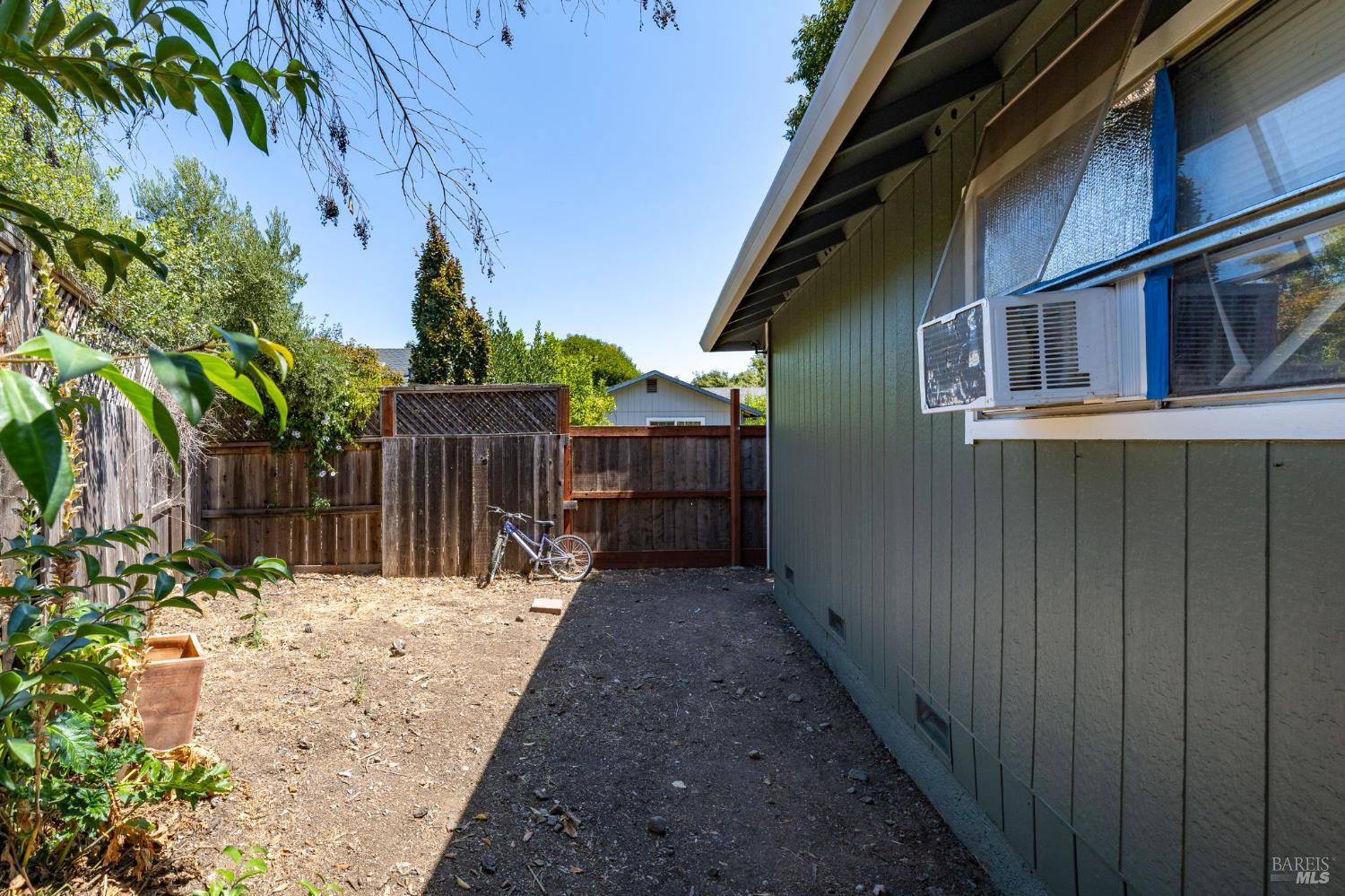 18847 Park Tree Lane El Verano CA 95476