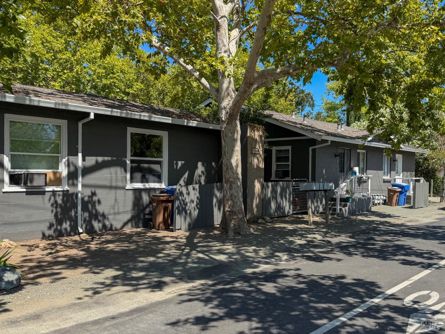 1701 Lake Street Calistoga CA 94515