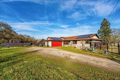 985 Gumview Road Windsor CA 95492