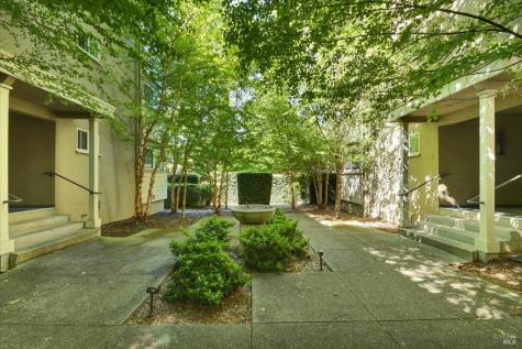 1118 Sir Francis Drake Boulevard Kentfield CA 94904