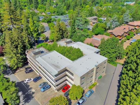 1118 Sir Francis Drake Boulevard Kentfield CA 94904