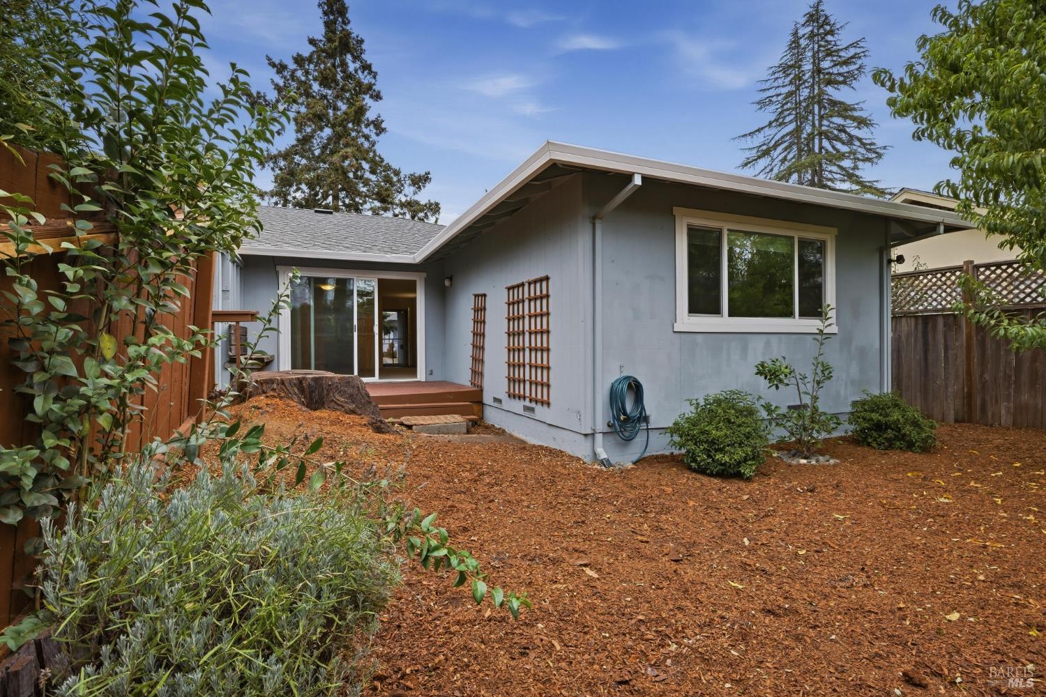 528-530 Nason Street Santa Rosa CA 95404