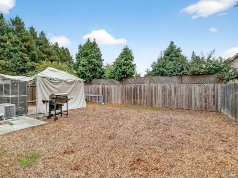 100-102 W 8th Street Santa Rosa CA 95401