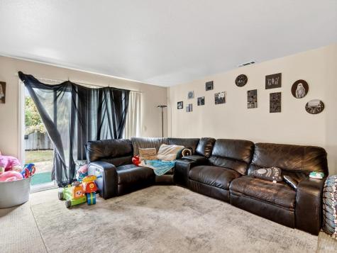 100-102 W 8th Street Santa Rosa CA 95401