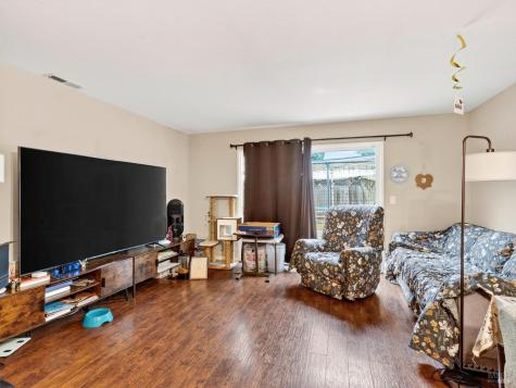 100-102 W 8th Street Santa Rosa CA 95401