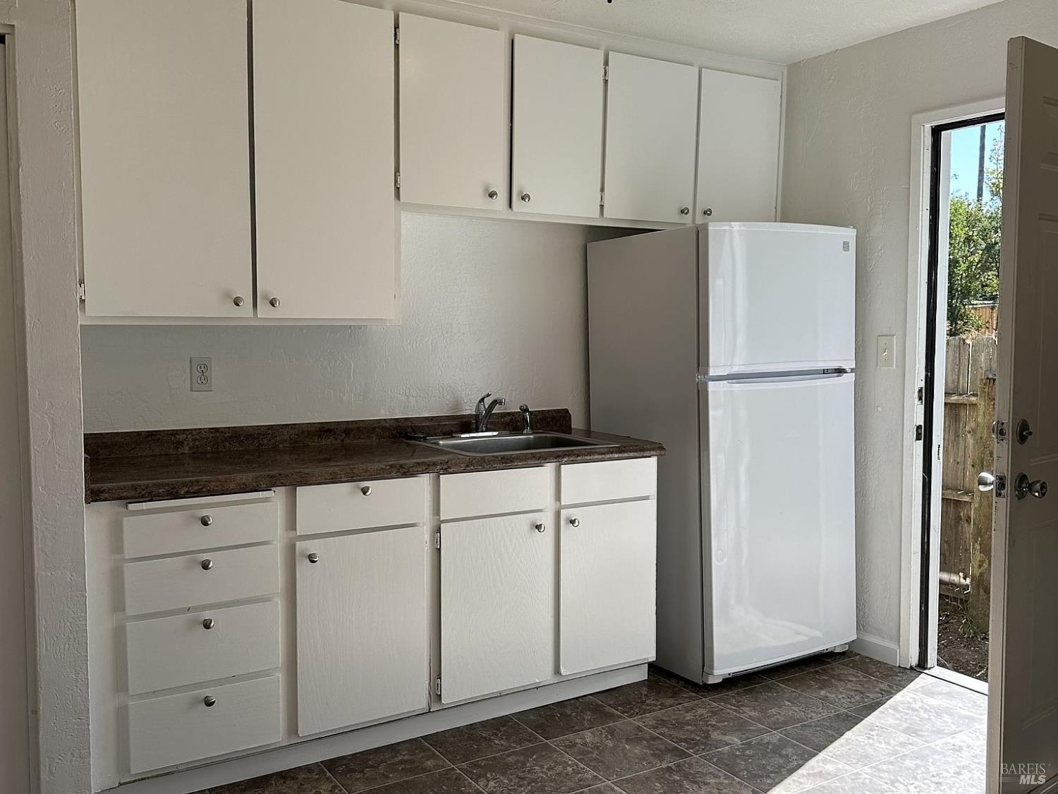 10117-10125 Old Redwood Highway Windsor CA 95492