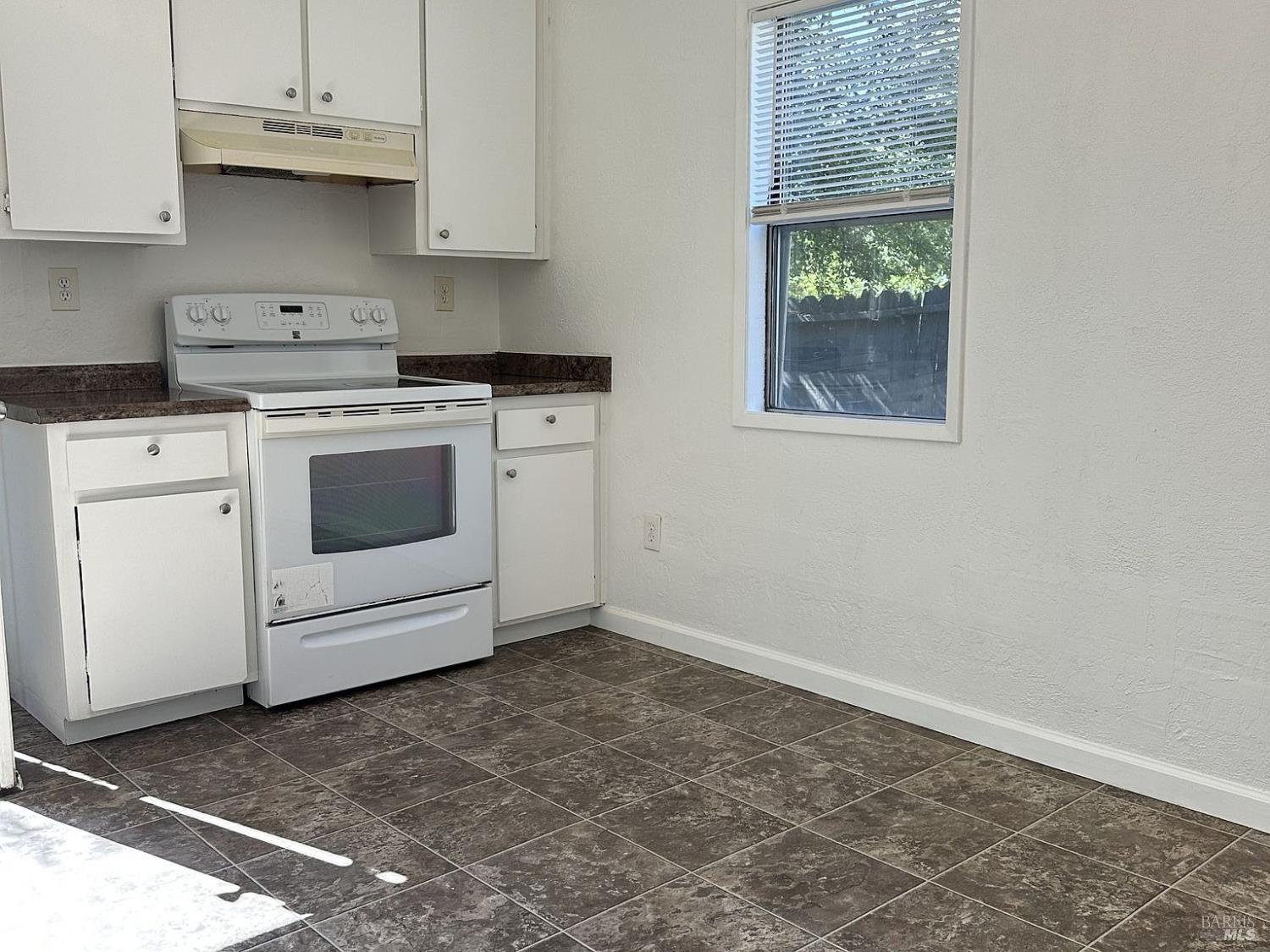 10117-10125 Old Redwood Highway Windsor CA 95492