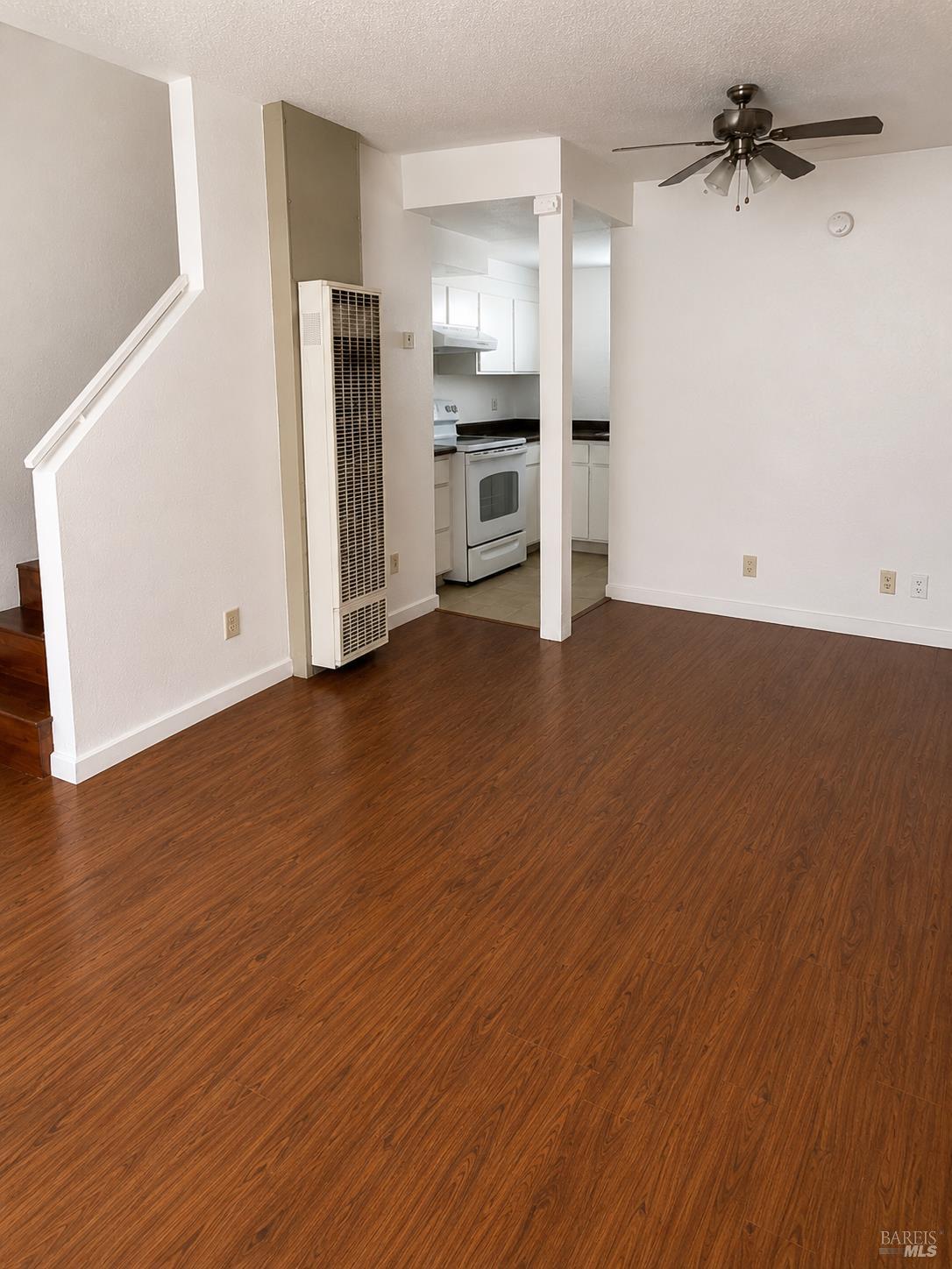 10117-10125 Old Redwood Highway Windsor CA 95492
