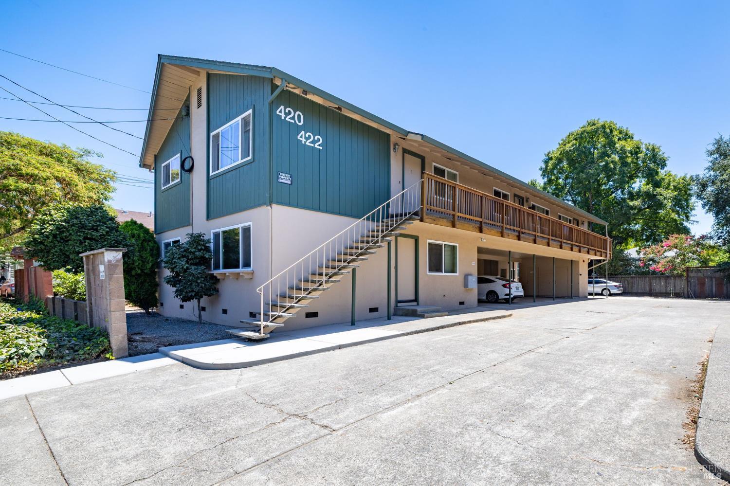 420-422 Klute Street Santa Rosa CA 95401