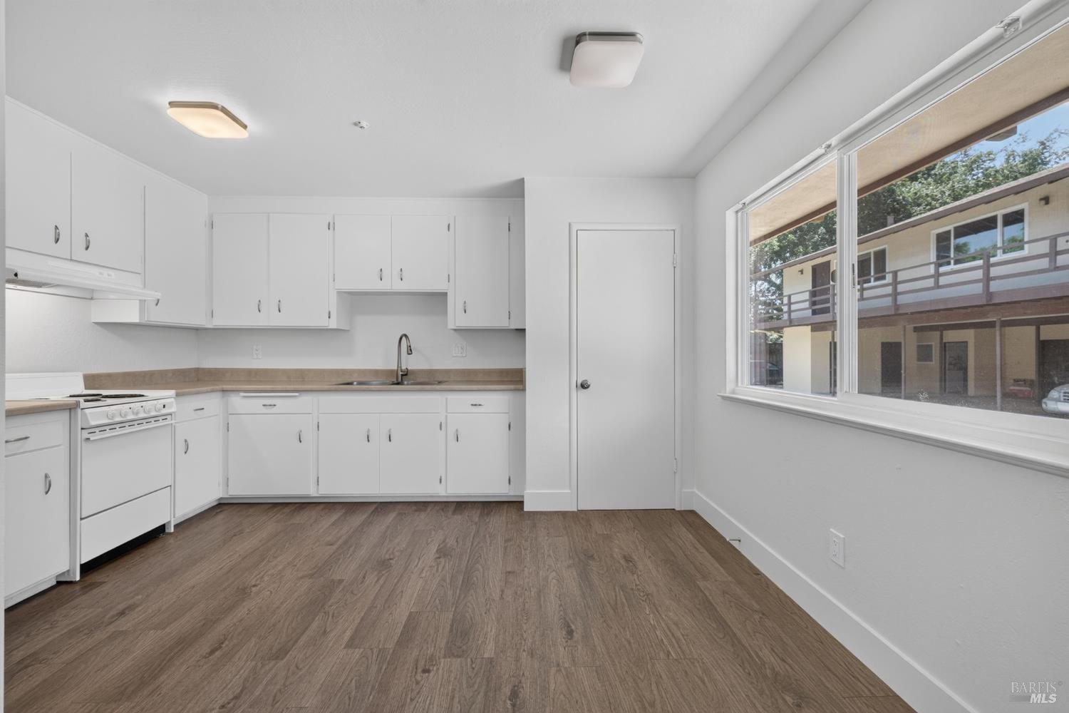 420-422 Klute Street Santa Rosa CA 95401