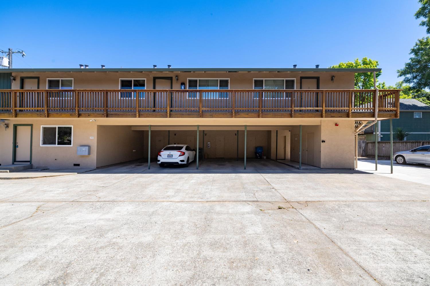 420-422 Klute Street Santa Rosa CA 95401