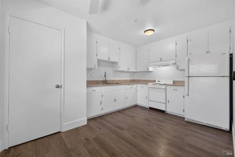 420-422 Klute Street Santa Rosa CA 95401