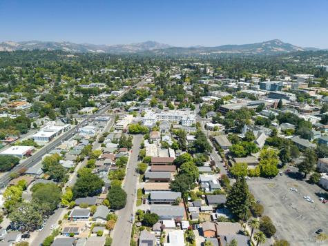 420-422 Klute Street Santa Rosa CA 95401