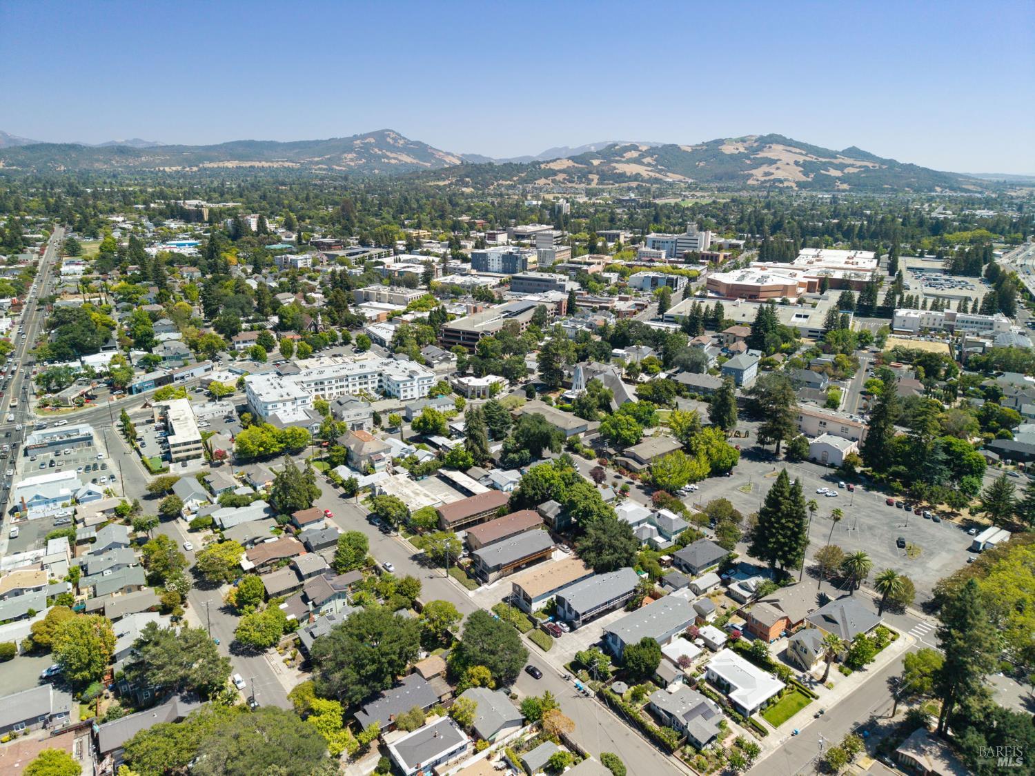 420-422 Klute Street Santa Rosa CA 95401