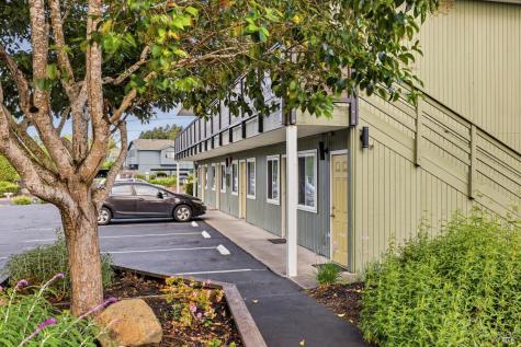 7400-7416 Bridgit Drive Rohnert Park CA 94928