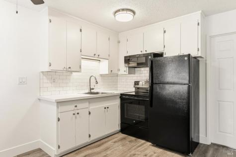 7400-7416 Bridgit Drive Rohnert Park CA 94928
