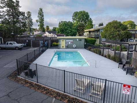 7400-7416 Bridgit Drive Rohnert Park CA 94928