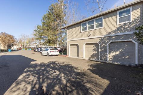 2131 Naomi Place Santa Rosa CA 95403