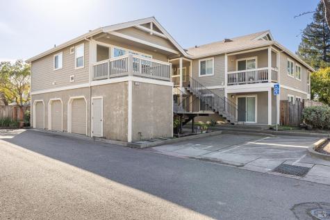 2131 Naomi Place Santa Rosa CA 95403