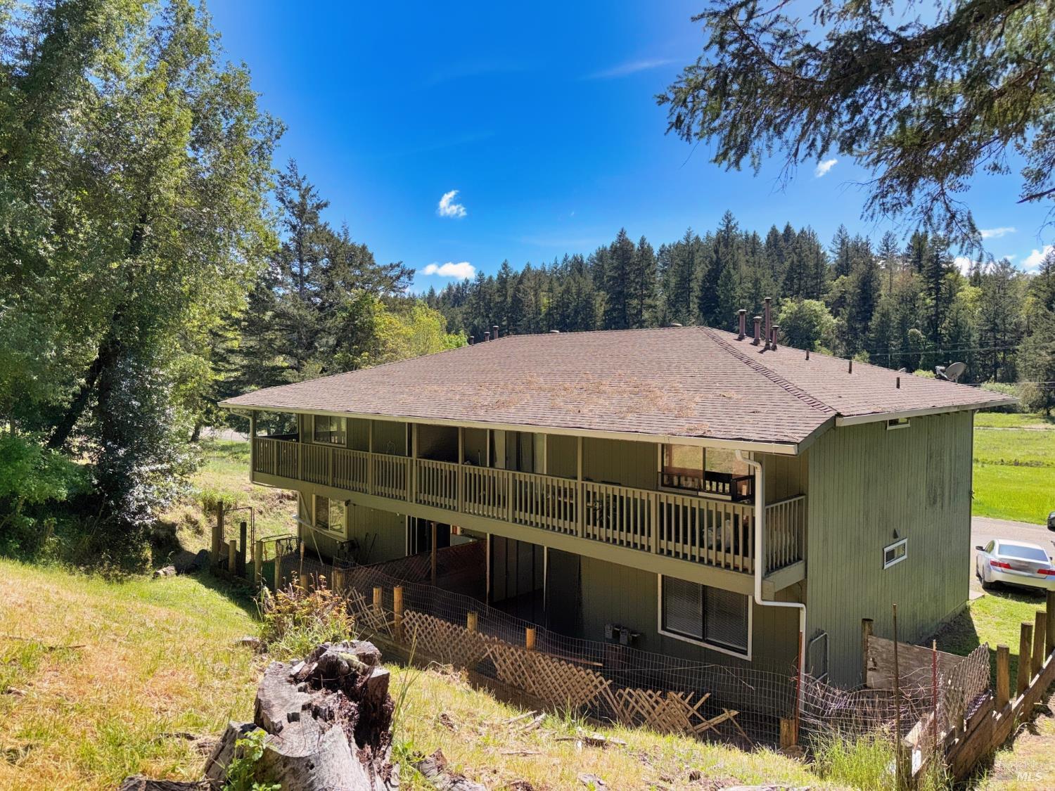 25531 Madrone Way Willits CA 95490