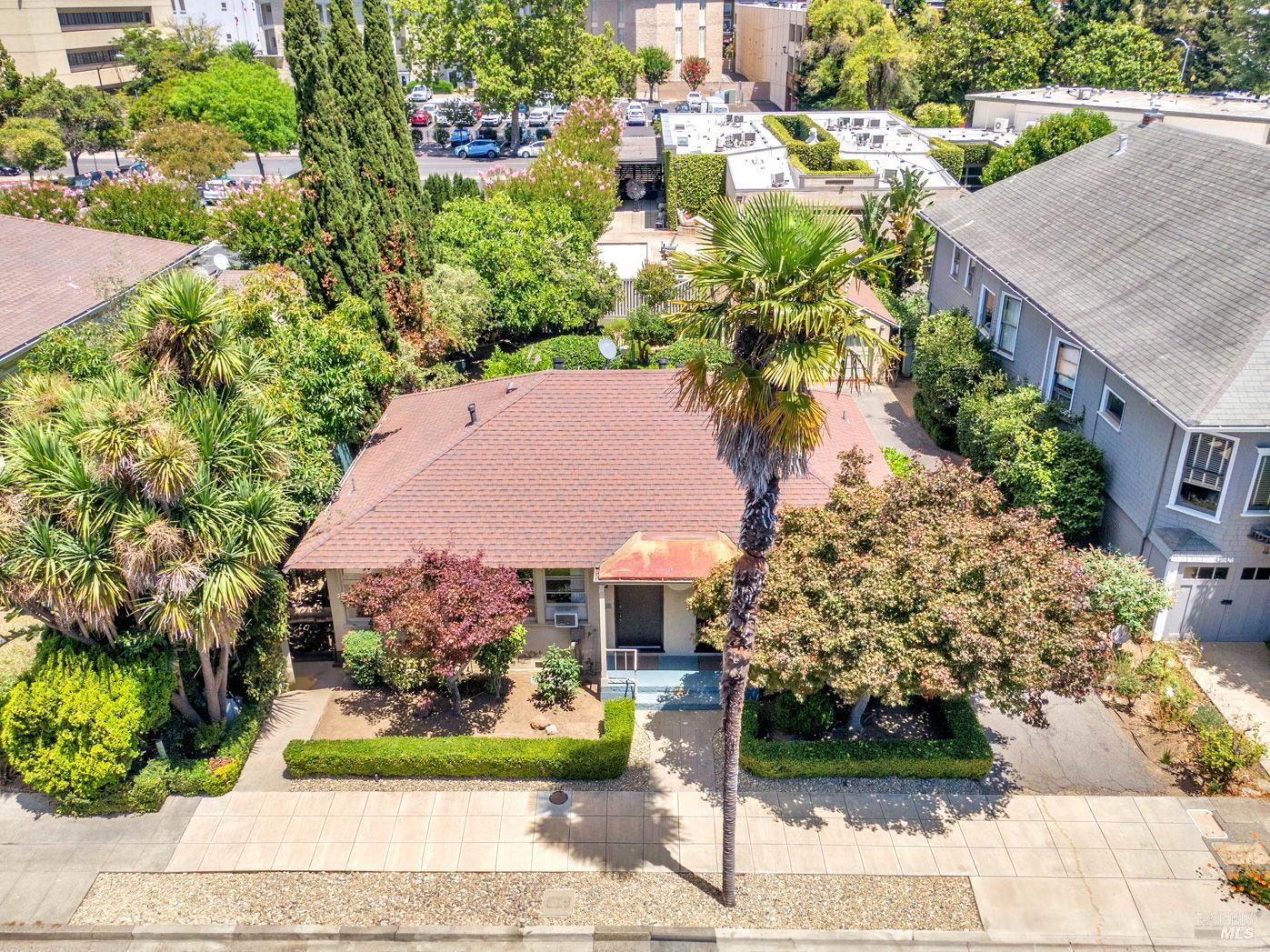 630-632 Randolph Street Napa CA 94559
