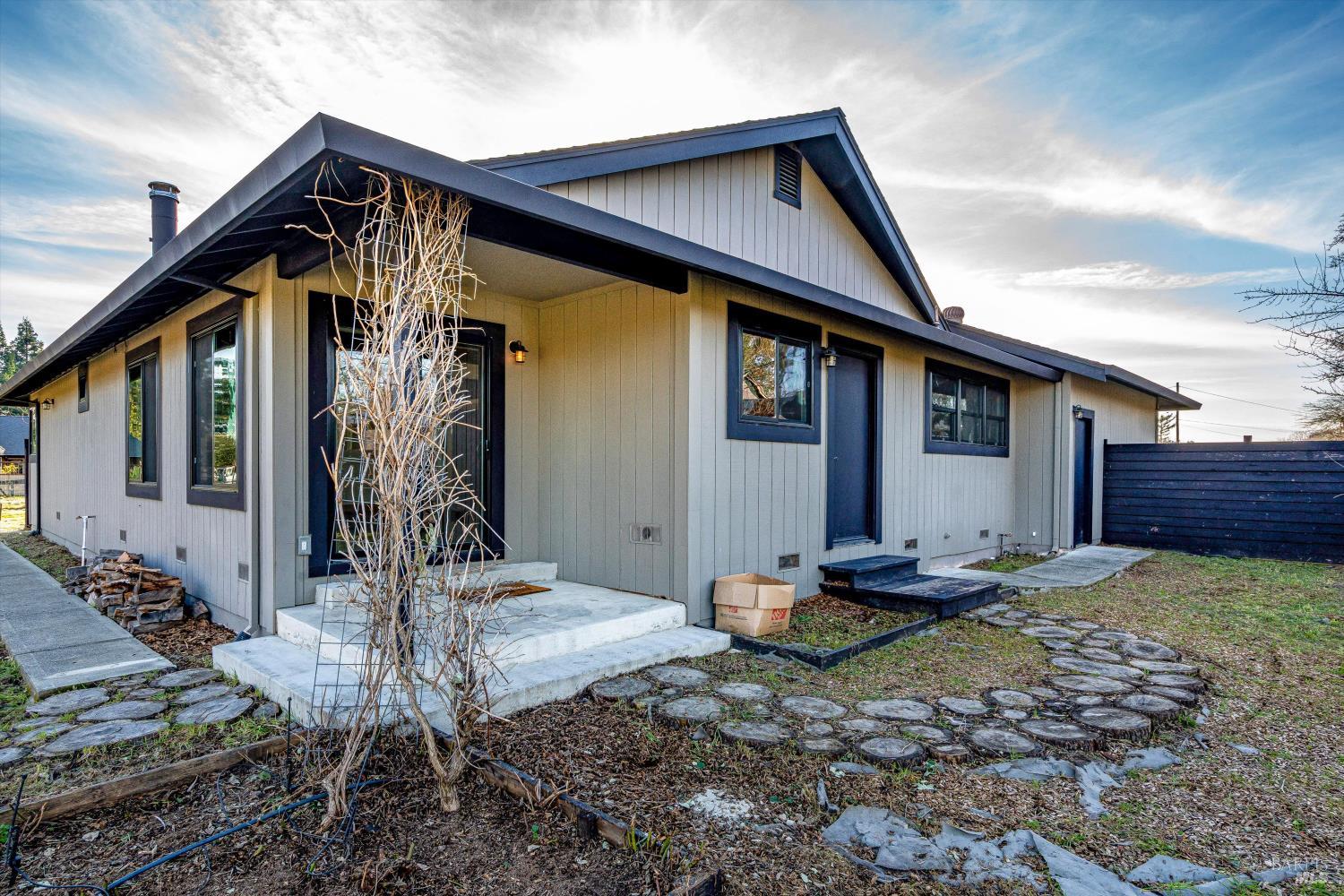985-5354 Win Gumview Road Windsor CA 95492