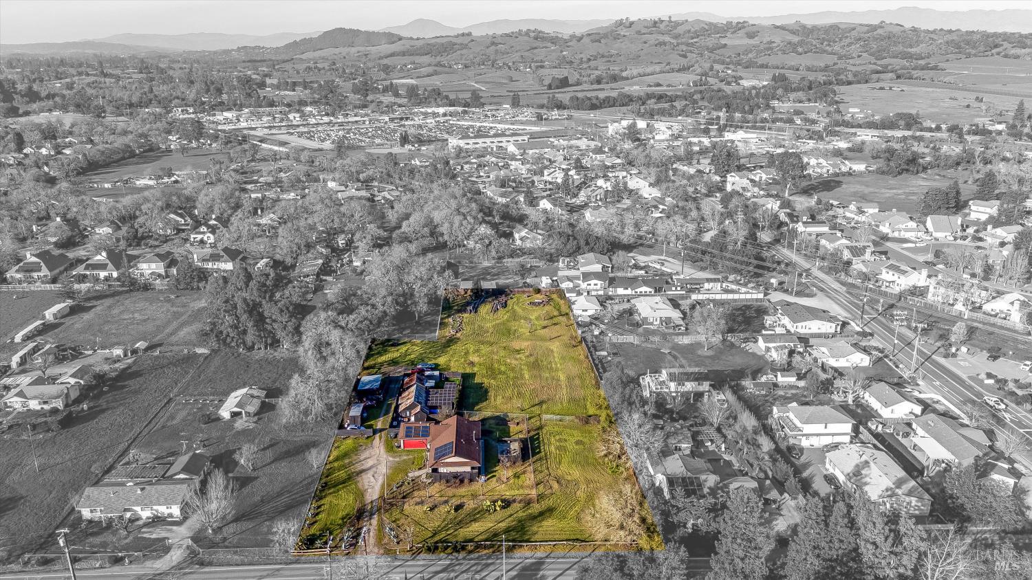 985-5354 Win Gumview Road Windsor CA 95492