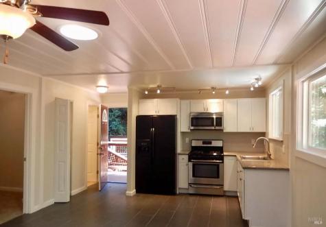 17410 Park Avenue Guerneville CA 95446