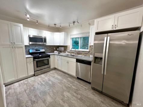 17410 Park Avenue Guerneville CA 95446