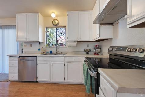1311 Prentice Drive Healdsburg CA 95448