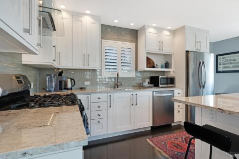1311 Prentice Drive Healdsburg CA 95448