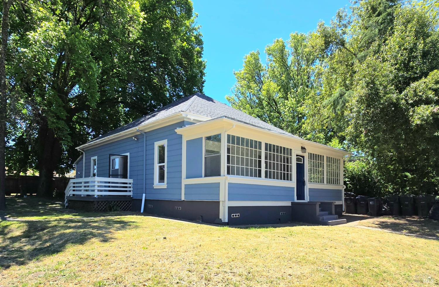 487 E Valley Street Willits CA 95490