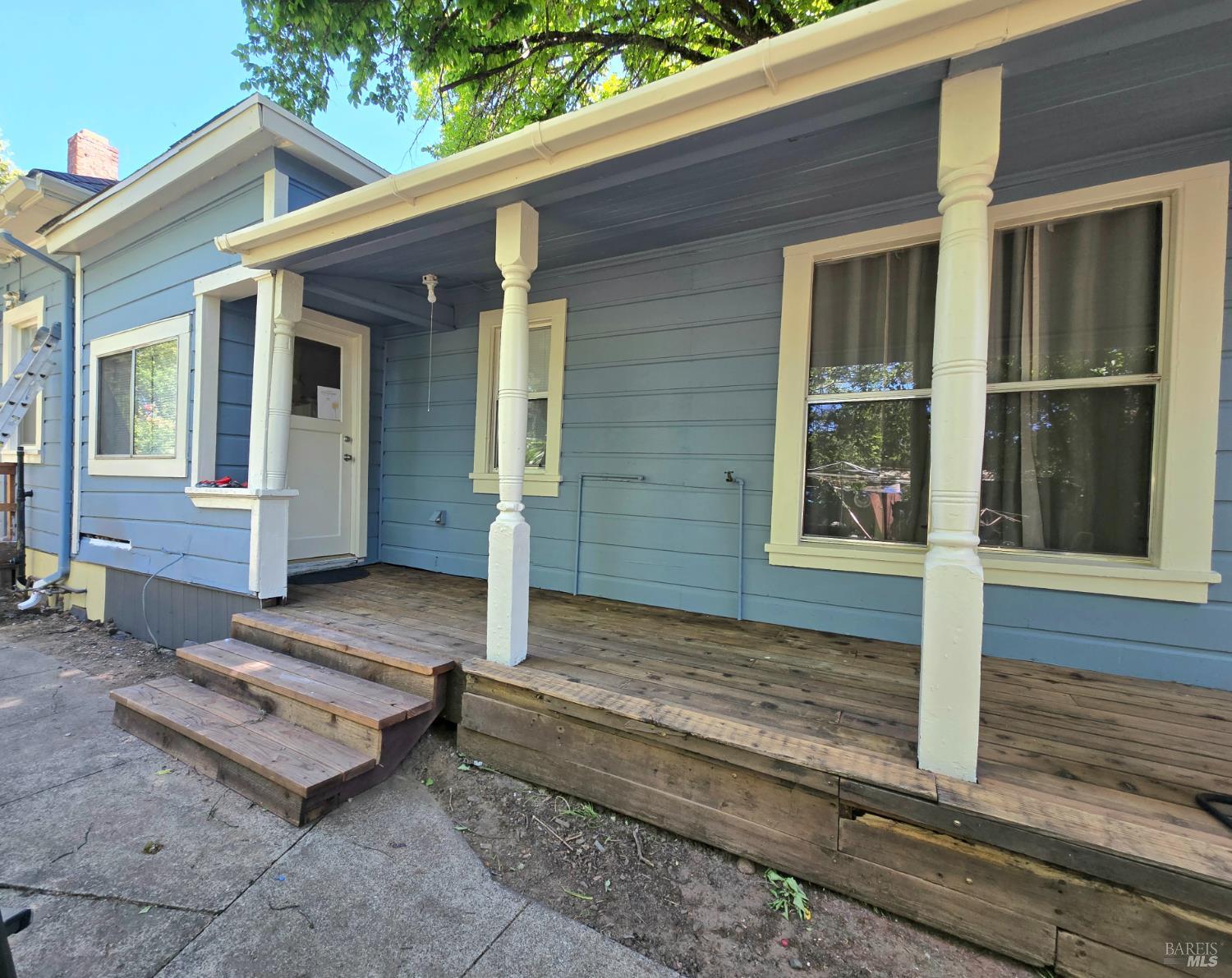 487 E Valley Street Willits CA 95490