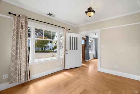 610 Stewart Street Santa Rosa CA 95404