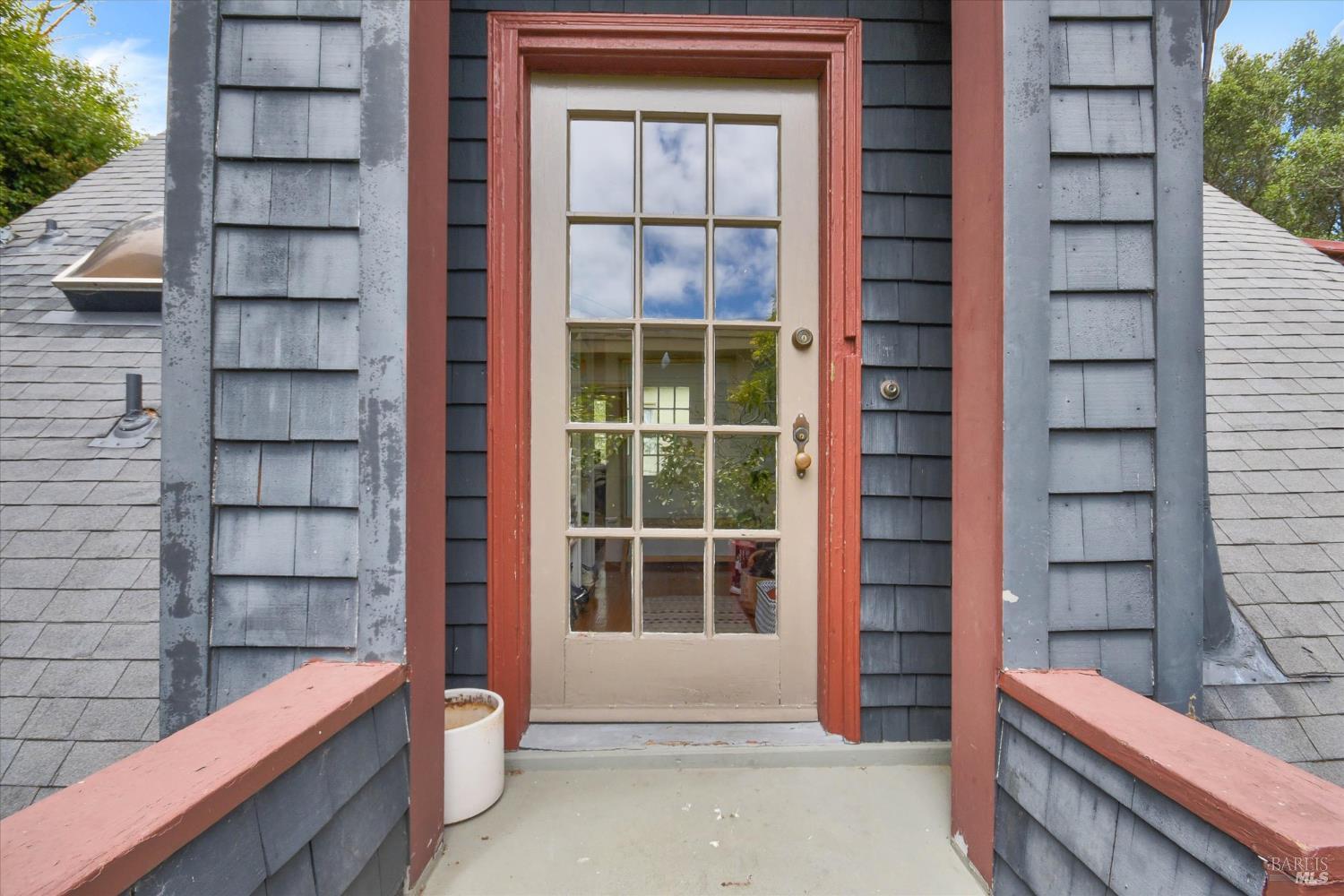 11-17 Girard Avenue Sausalito CA 94965