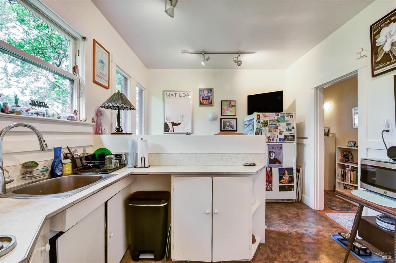 11-17 Girard Avenue Sausalito CA 94965