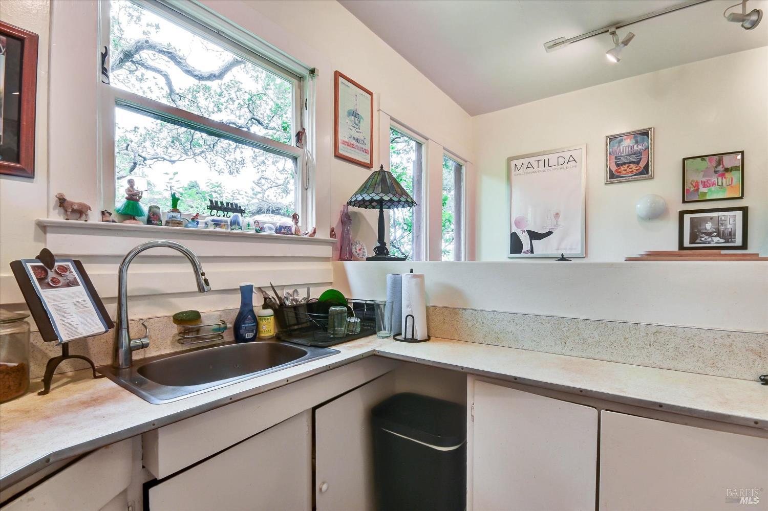 11-17 Girard Avenue Sausalito CA 94965