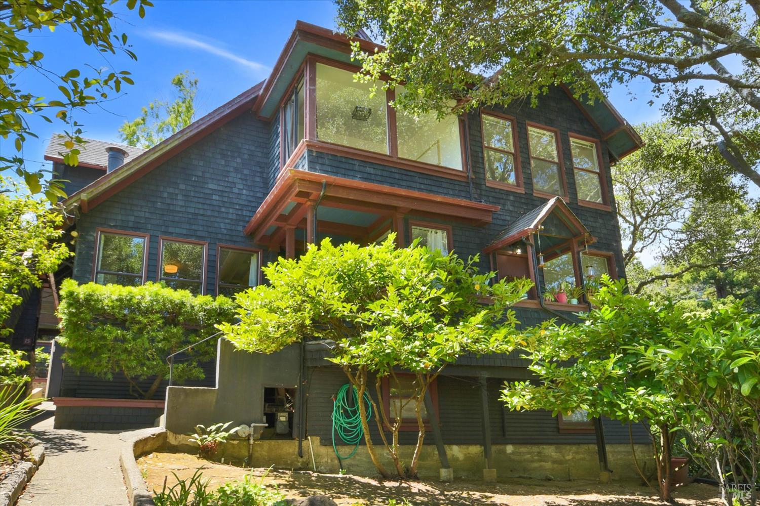 11-17 Girard Avenue Sausalito CA 94965