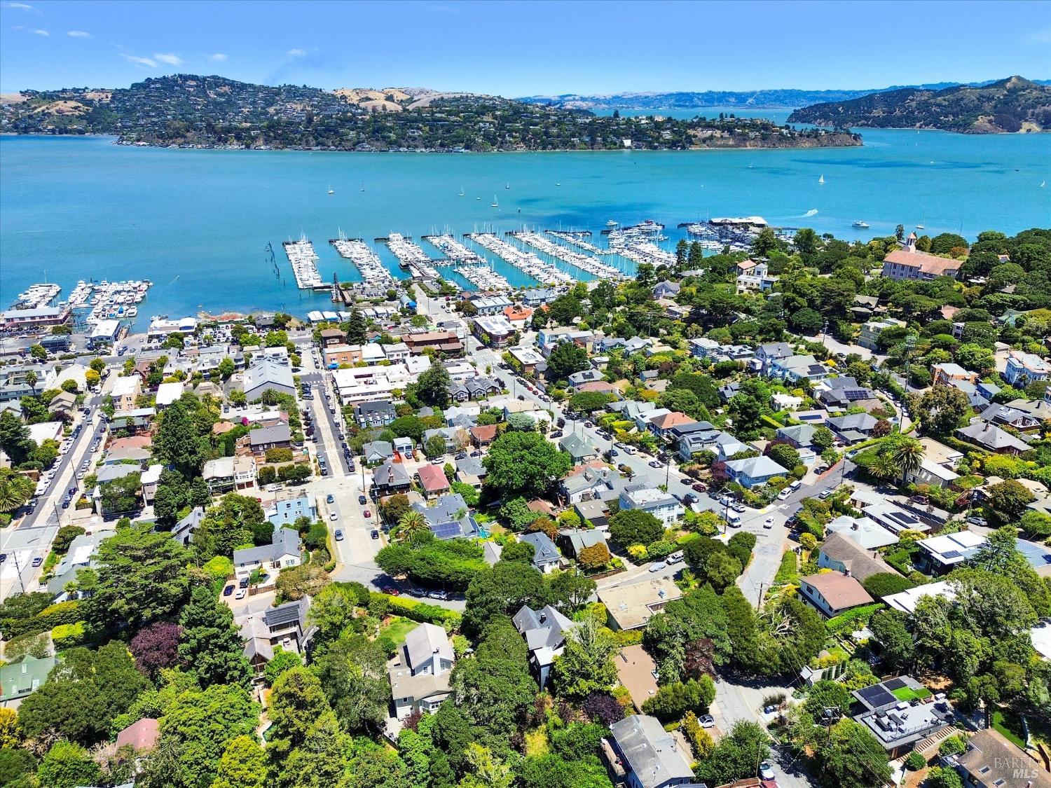 11-17 Girard Avenue Sausalito CA 94965