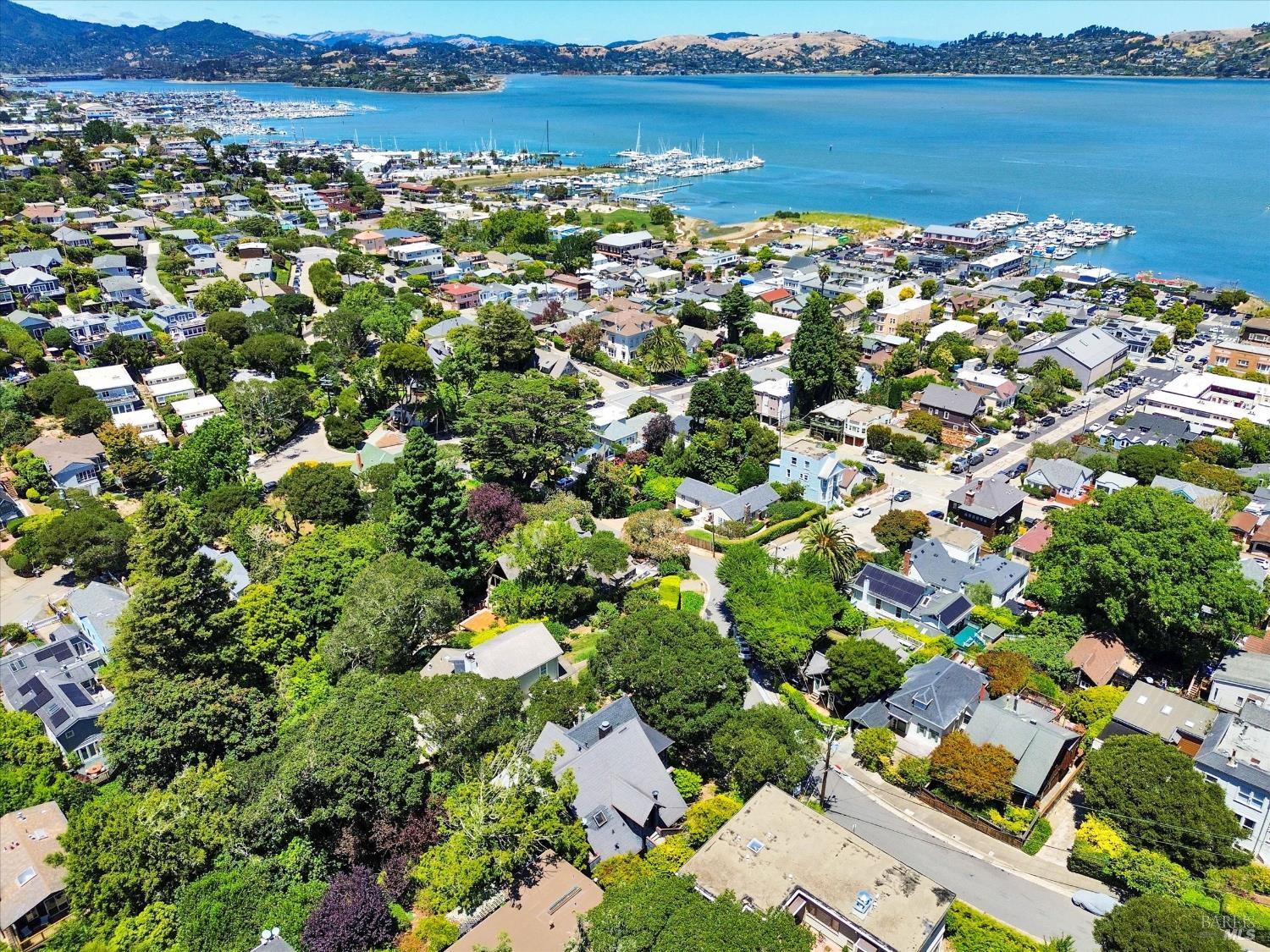 11-17 Girard Avenue Sausalito CA 94965