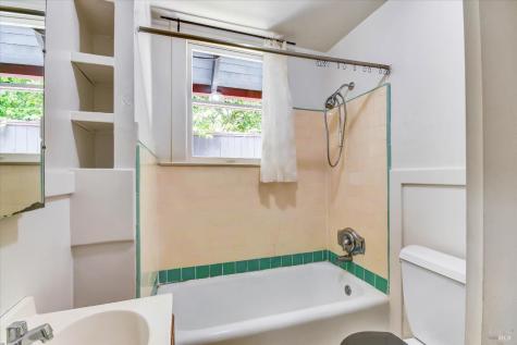 11-17 Girard Avenue Sausalito CA 94965