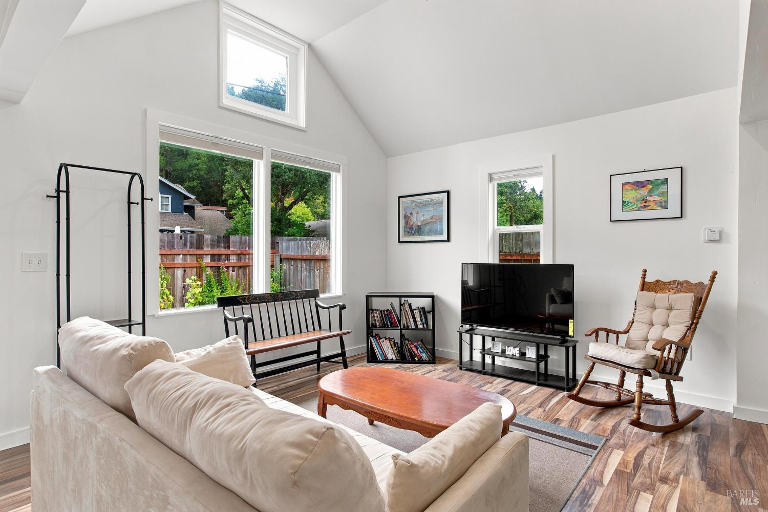 17452-17446 Orchard Avenue Guerneville CA 95446