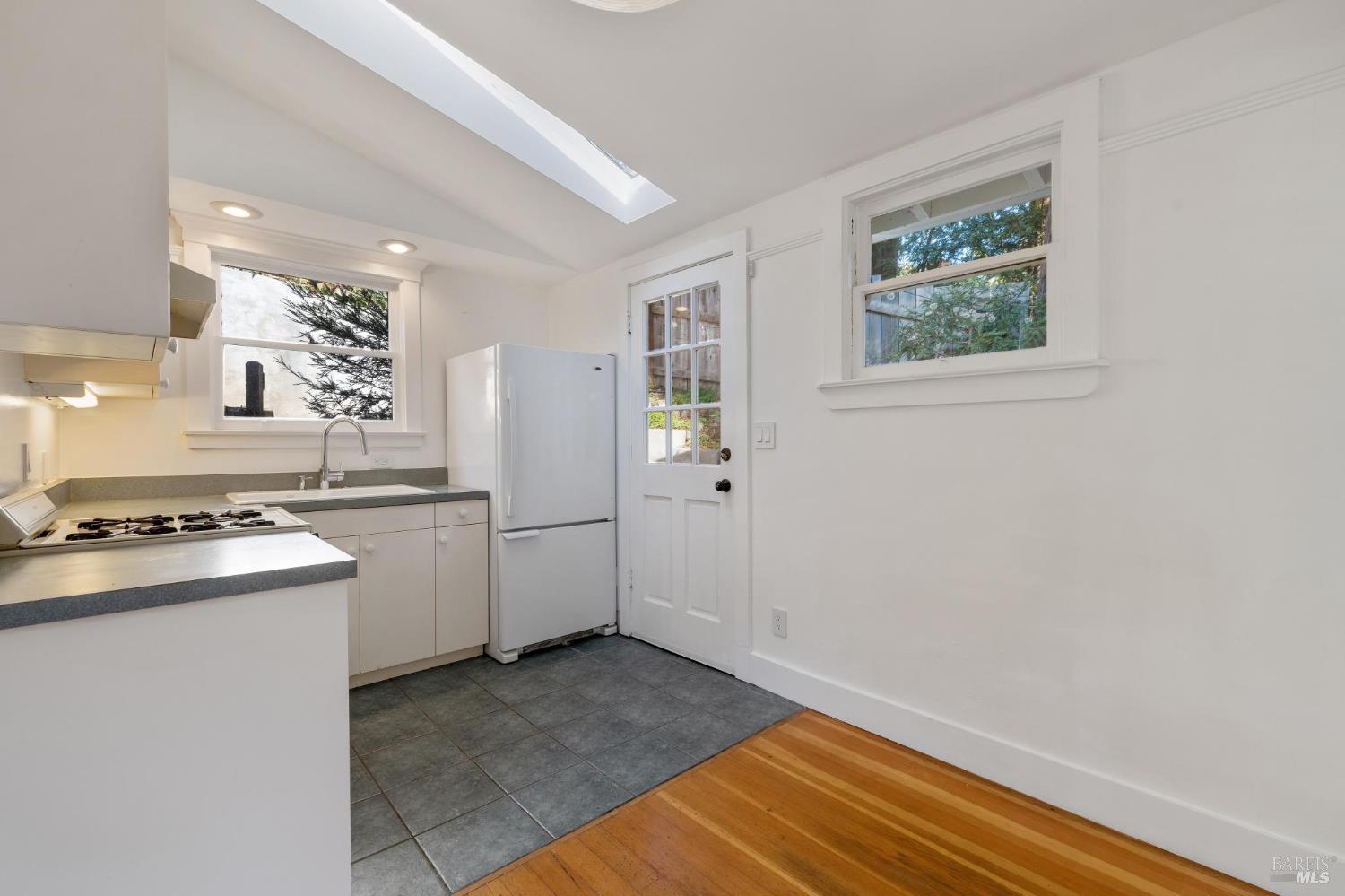 40 Canyon Road San Anselmo CA 94960