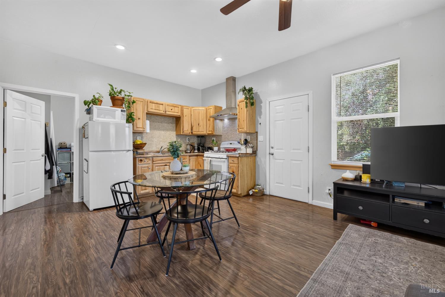 19094 Bay Street Sonoma CA 95476