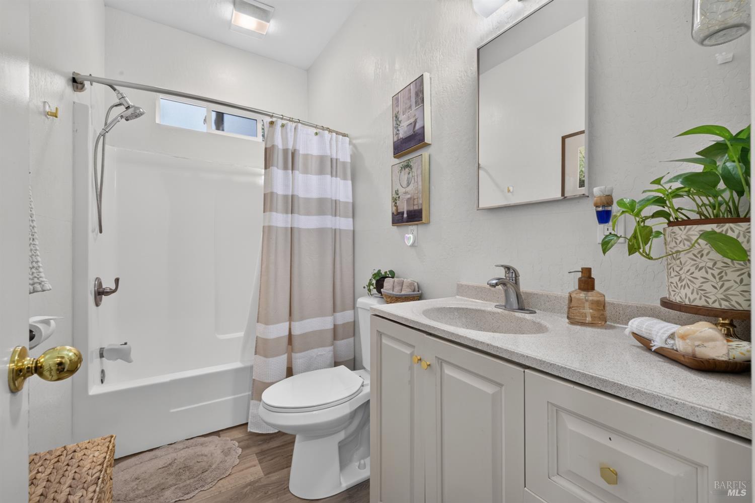 19094 Bay Street Sonoma CA 95476