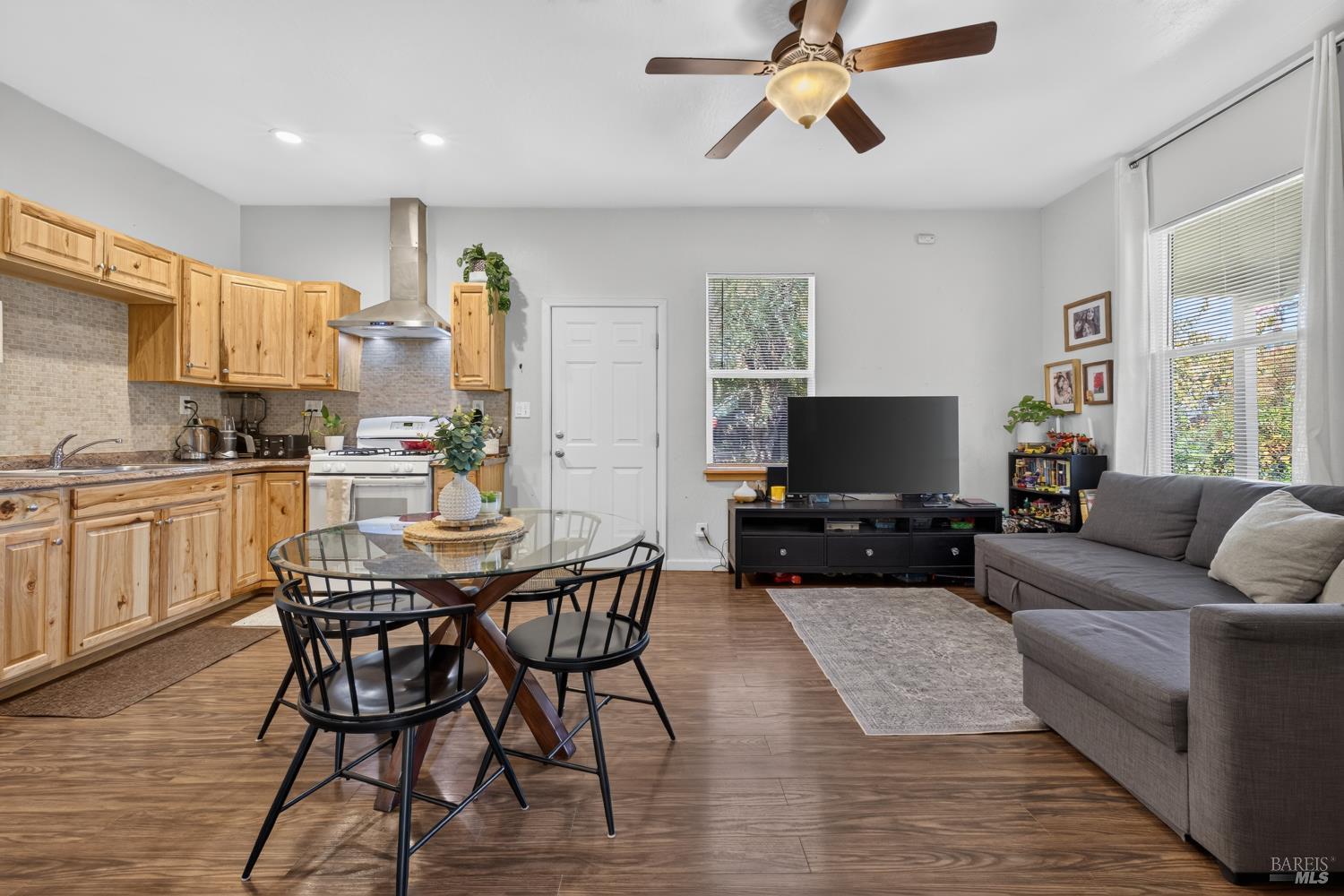 19094 Bay Street Sonoma CA 95476